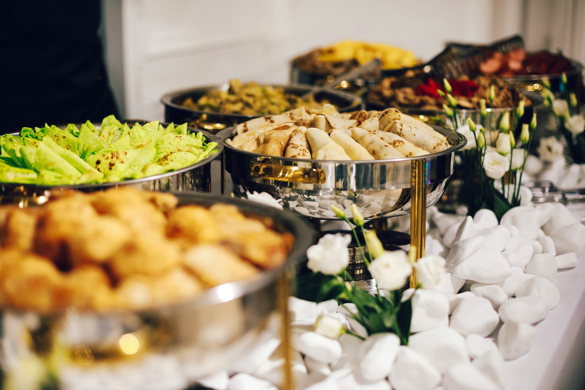 Food: An Essential Part Of The Wedding Anniversary Celebration